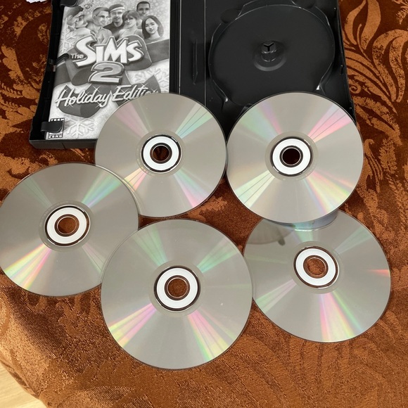 The SIMS 2 Holiday Edition AND  The Sims Deluxe Edition PC/CD ROM game sets - Picture 4 of 9